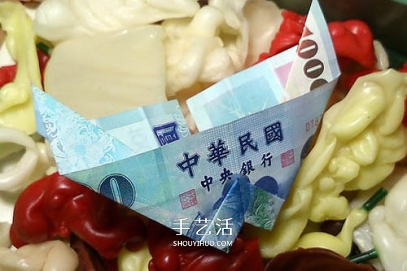 簡單紙幣折紙教程 折一個浪漫愛心戒指的折法 -  rpnrmr.com