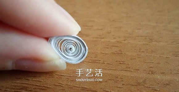 詳細(xì)的雪花衍紙教程圖解 DIY美麗的新年掛飾 -  rpnrmr.com