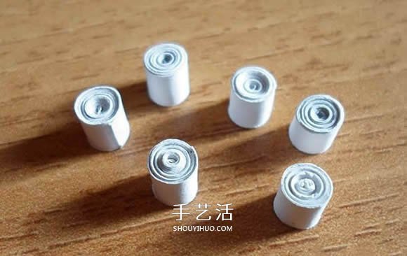詳細(xì)的雪花衍紙教程圖解 DIY美麗的新年掛飾 -  rpnrmr.com
