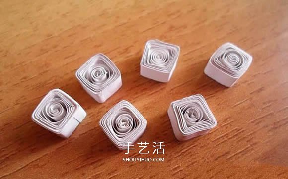 詳細(xì)的雪花衍紙教程圖解 DIY美麗的新年掛飾 -  rpnrmr.com
