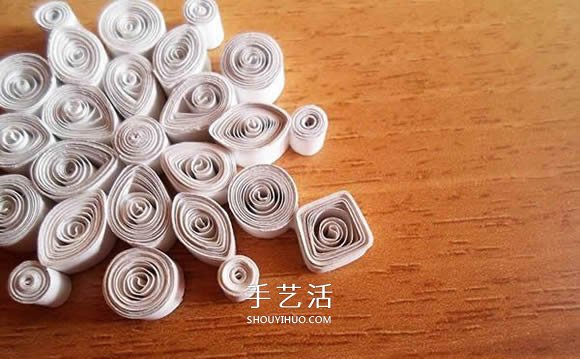 詳細(xì)的雪花衍紙教程圖解 DIY美麗的新年掛飾 -  rpnrmr.com