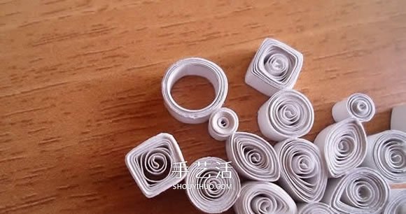 詳細(xì)的雪花衍紙教程圖解 DIY美麗的新年掛飾 -  rpnrmr.com