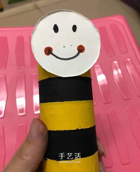 衛(wèi)生紙筒和紙杯廢物利用 做一只可愛小蜜蜂 -  rpnrmr.com