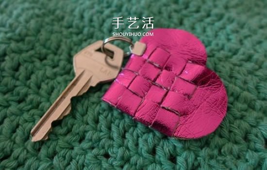 PU革編織愛心的方法 DIY好看又可愛的鑰匙扣 -  rpnrmr.com