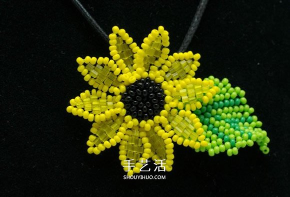簡(jiǎn)單又漂亮的串珠教程 手工串珠向日葵項(xiàng)鏈墜 -  rpnrmr.com