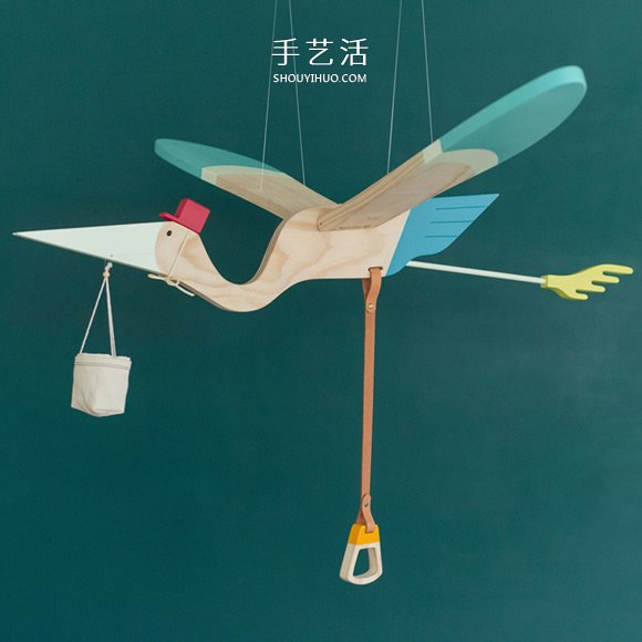 手工制作木頭玩具送子鳥(niǎo) 拉下拉環(huán)扇動(dòng)翅膀飛行 -  rpnrmr.com