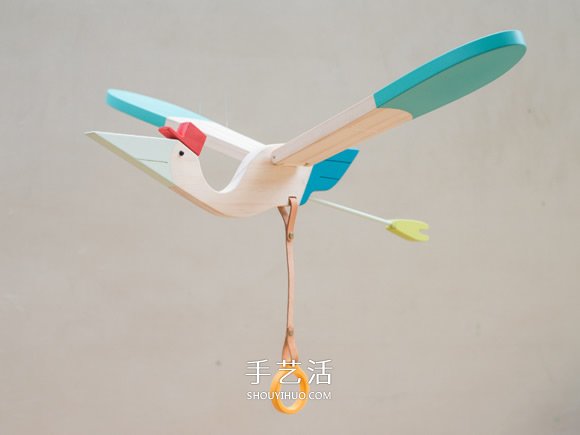手工制作木頭玩具送子鳥(niǎo) 拉下拉環(huán)扇動(dòng)翅膀飛行 -  rpnrmr.com