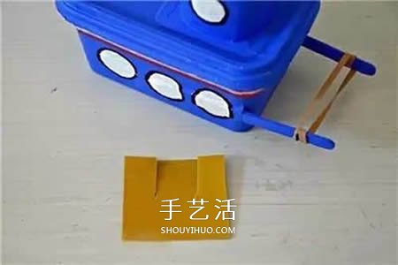 塑料餐盒和酸奶杯廢物利用 DIY制作動力船玩具 -  rpnrmr.com