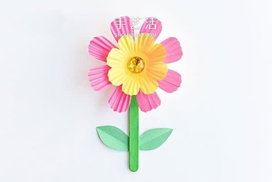 怎么用蛋糕紙做花朵 幼兒手工制作蛋糕紙小花 -  rpnrmr.com