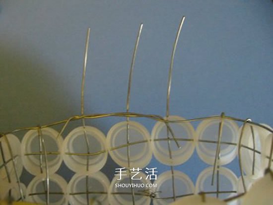 簡(jiǎn)單瓶蓋廢物利用 DIY制作可愛(ài)收納籃的方法 -  rpnrmr.com