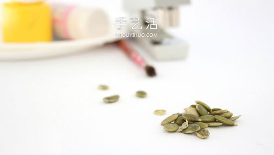 自制簡易手鼓的方法 怎么做紙盤手鼓的教程 -  rpnrmr.com