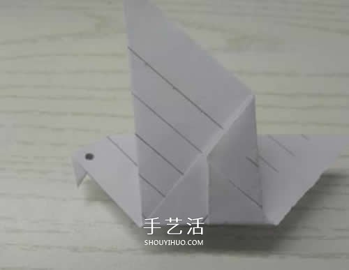 幼兒園手工折紙教程 最簡(jiǎn)單和平鴿的折法圖解 -  rpnrmr.com