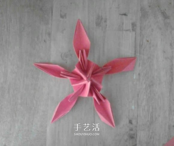 手工星空花球的折法圖解 就像鏤空的發(fā)光星星 -  rpnrmr.com