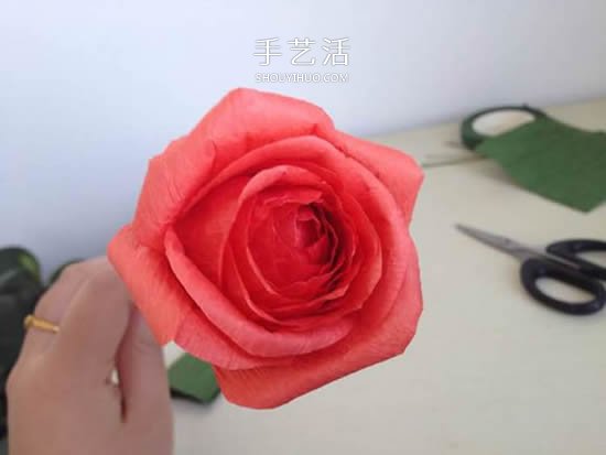 紙?zhí)倜倒寤ㄊ止ぶ谱?用皺紋紙也同樣可以做 -  rpnrmr.com