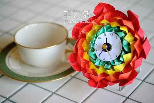 折紙組合式美麗花朵 做一個(gè)花型鬧鐘的教程 -  rpnrmr.com
