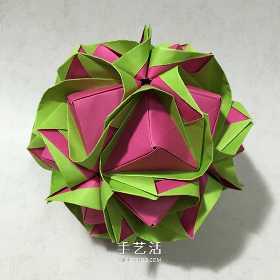 怎么折紙花球的圖解教程 折一個掛起來當裝飾 -  rpnrmr.com