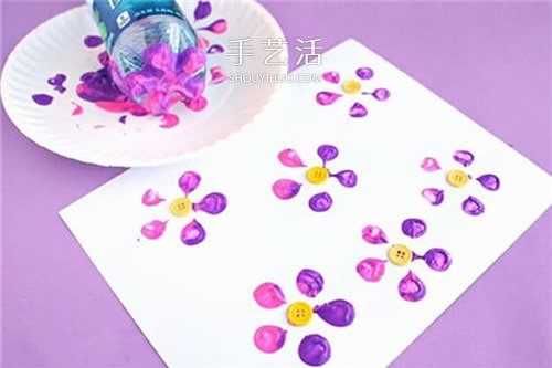 拿一個飲料瓶當?shù)谰?幼兒手工畫小花的教程 -  rpnrmr.com
