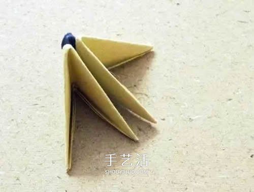 三角插小魚折法圖解 簡單熱帶小魚用三角插做 -  rpnrmr.com