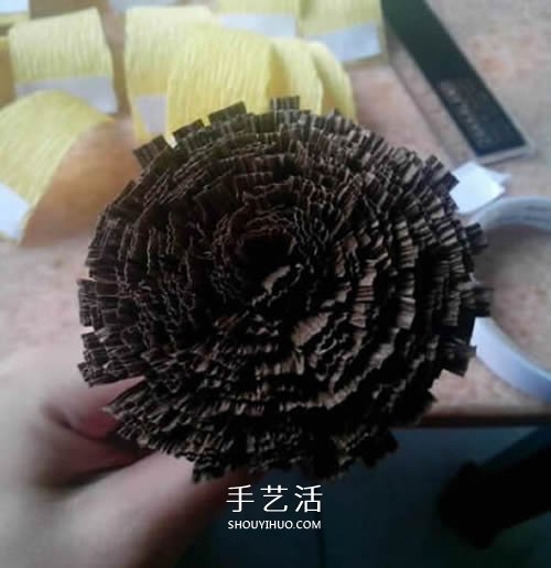 用皺紋紙做向日葵圖解 簡單詳細步驟DIY太陽花 -  rpnrmr.com