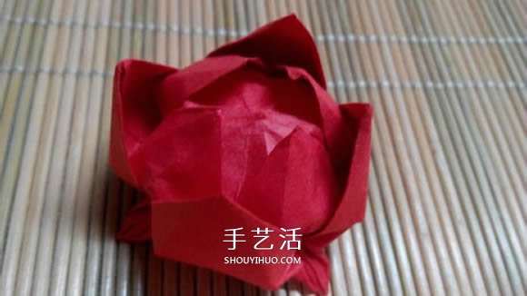即將完全開花的荷花的折紙方法圖解過程 -  rpnrmr.com