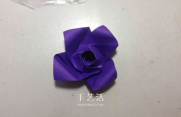 怎么折紙?jiān)录净ǖ姆椒?手工月季花的折法圖解 -  rpnrmr.com