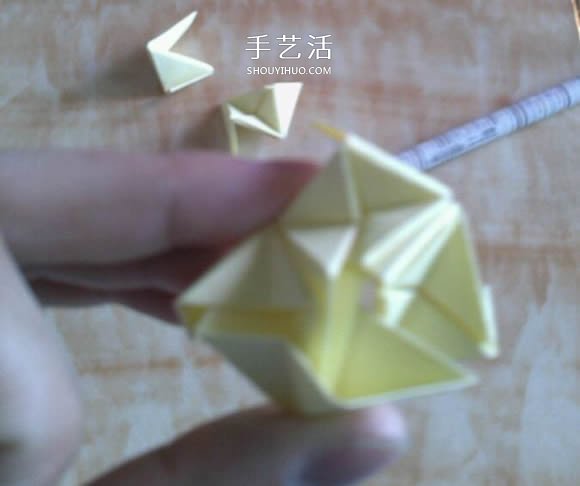 繡球怎么折步驟圖解 手工折立體繡球的方法 -  rpnrmr.com