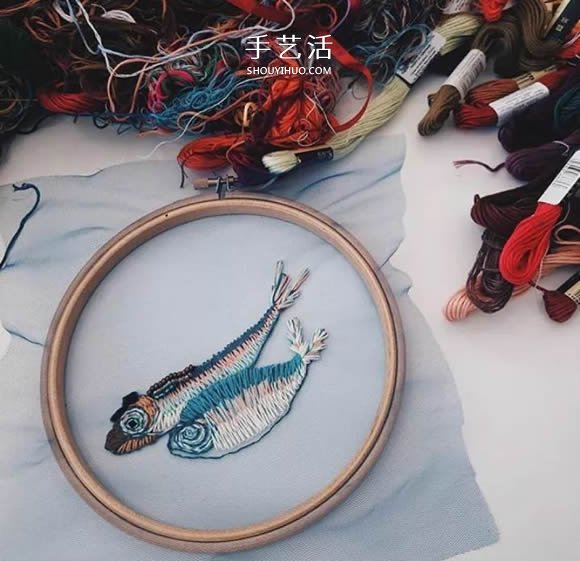 在薄紗上刺繡 讓衣服仿佛活過來了一樣精彩！ -  rpnrmr.com