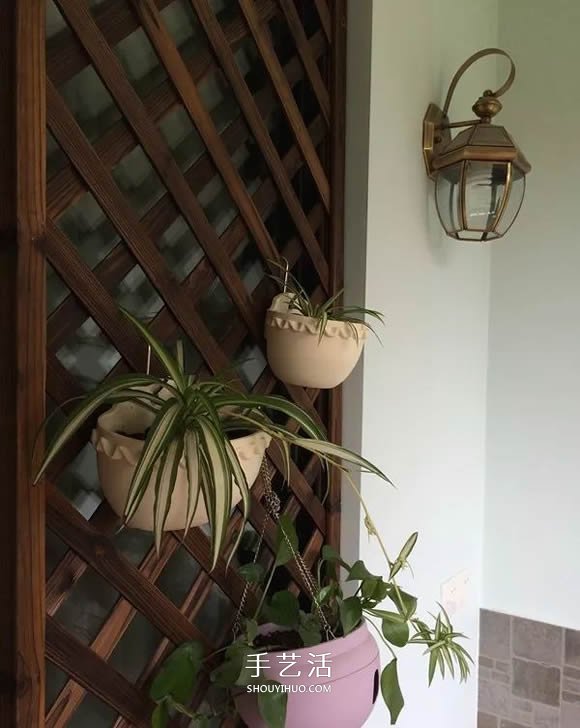 小陽(yáng)臺(tái)養(yǎng)花設(shè)計(jì)圖片 既漂亮還節(jié)省空間！ -  rpnrmr.com
