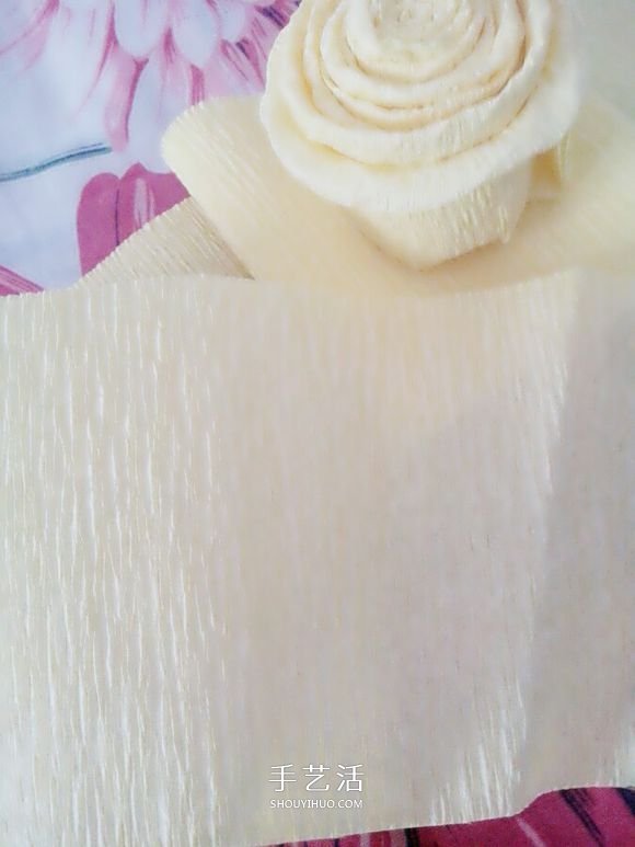 超像蛋糕的花朵！皺紋紙手工制作蛋糕花圖解 -  rpnrmr.com
