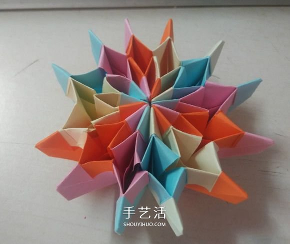 可以隨意翻內(nèi)翻外！變換紙花球折紙方法圖解 -  rpnrmr.com