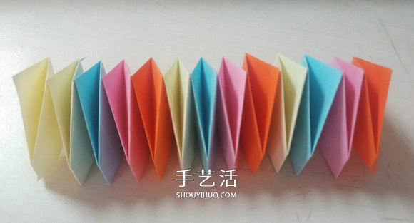 可以隨意翻內(nèi)翻外！變換紙花球折紙方法圖解 -  rpnrmr.com
