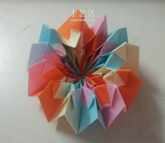可以隨意翻內(nèi)翻外！變換紙花球折紙方法圖解 -  rpnrmr.com