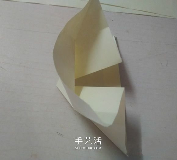 可以隨意翻內(nèi)翻外！變換紙花球折紙方法圖解 -  rpnrmr.com