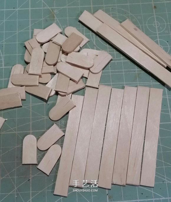 瞅瞅教你做：用細(xì)鐵絲制作漂亮的大樹裝飾品 -  rpnrmr.com