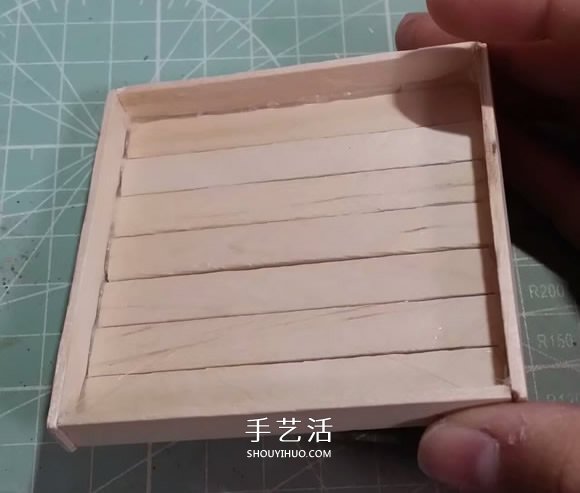 瞅瞅教你做：用細(xì)鐵絲制作漂亮的大樹裝飾品 -  rpnrmr.com