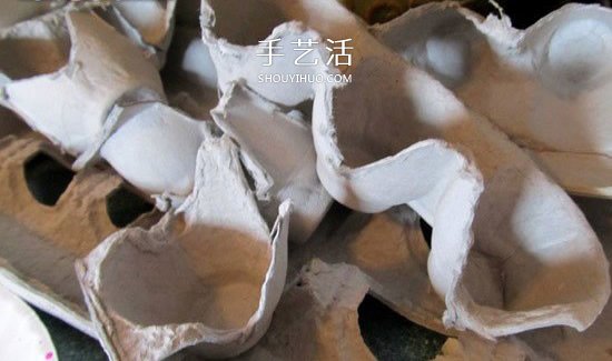 幼兒園簡易風(fēng)鈴的做法 雞蛋托廢物利用做風(fēng)鈴 -  rpnrmr.com