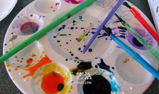幼兒園簡易風(fēng)鈴的做法 雞蛋托廢物利用做風(fēng)鈴 -  rpnrmr.com