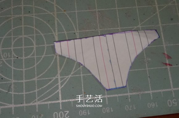 瞅瞅帶你做：漂亮娃娃衣服的手工制作教程 -  rpnrmr.com