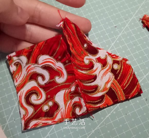 瞅瞅帶你做：漂亮娃娃衣服的手工制作教程 -  rpnrmr.com
