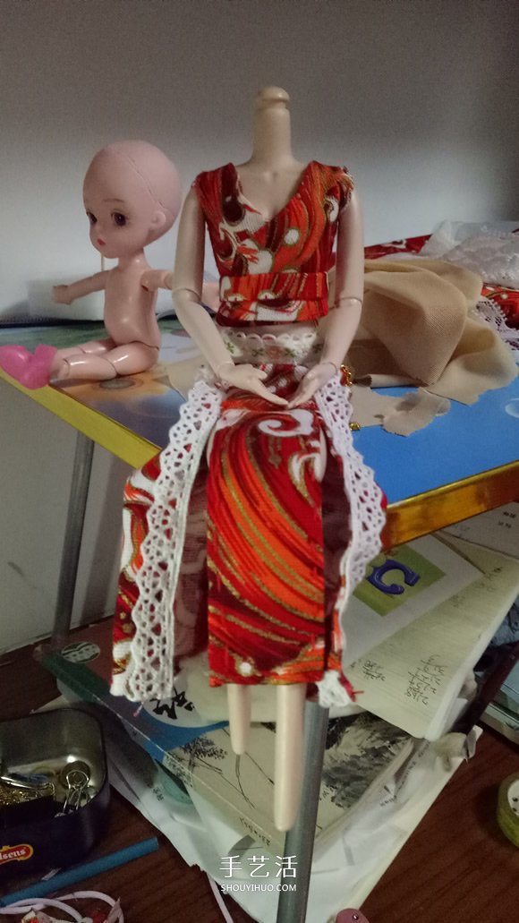 瞅瞅帶你做：漂亮娃娃衣服的手工制作教程 -  rpnrmr.com