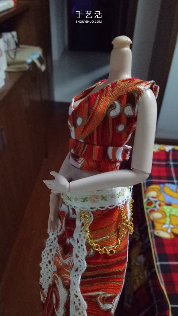 瞅瞅帶你做：漂亮娃娃衣服的手工制作教程 -  rpnrmr.com