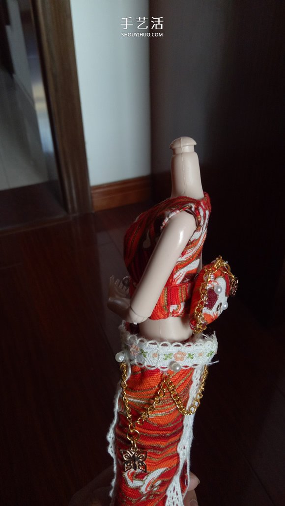 瞅瞅帶你做：漂亮娃娃衣服的手工制作教程 -  rpnrmr.com