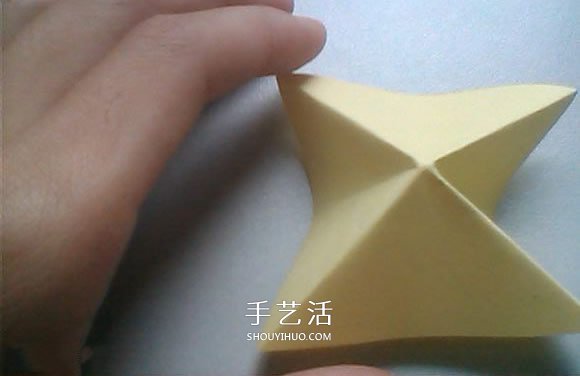 婚禮上的用花 立體百合的折紙方法圖解過(guò)程 -  rpnrmr.com