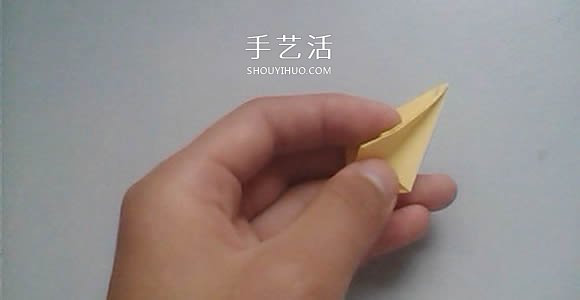 婚禮上的用花 立體百合的折紙方法圖解過(guò)程 -  rpnrmr.com