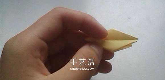 婚禮上的用花 立體百合的折紙方法圖解過(guò)程 -  rpnrmr.com