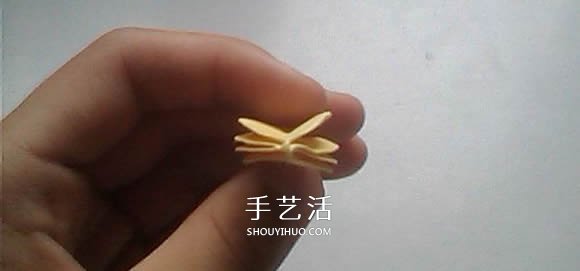 婚禮上的用花 立體百合的折紙方法圖解過(guò)程 -  rpnrmr.com