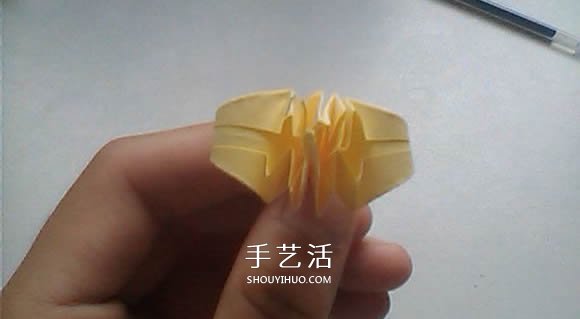 婚禮上的用花 立體百合的折紙方法圖解過(guò)程 -  rpnrmr.com