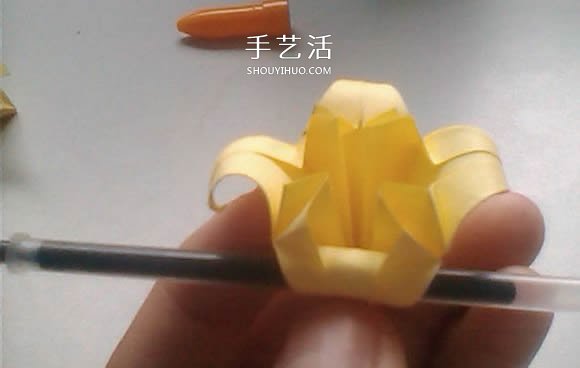 婚禮上的用花 立體百合的折紙方法圖解過(guò)程 -  rpnrmr.com