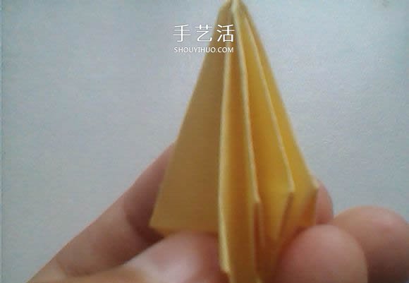 婚禮上的用花 立體百合的折紙方法圖解過(guò)程 -  rpnrmr.com