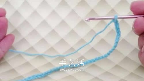 冬天看電視時保護(hù)腳 手工鉤針編織保暖襪教程 -  rpnrmr.com